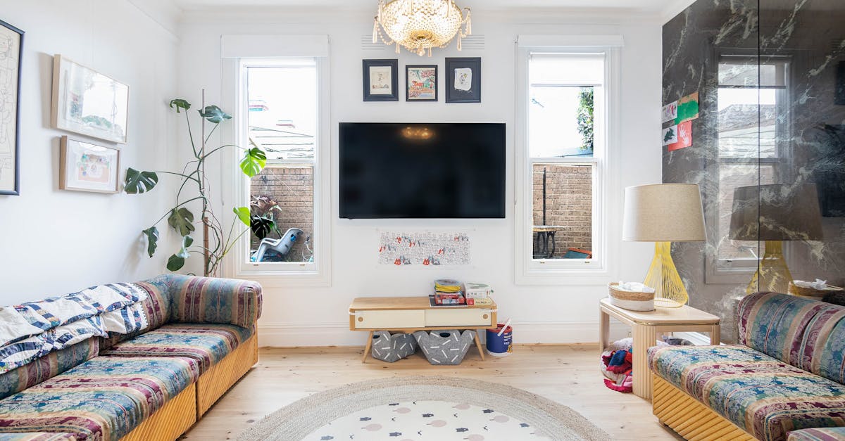 How Awning Windows Can Improve Airflow in Melbourne's Climate